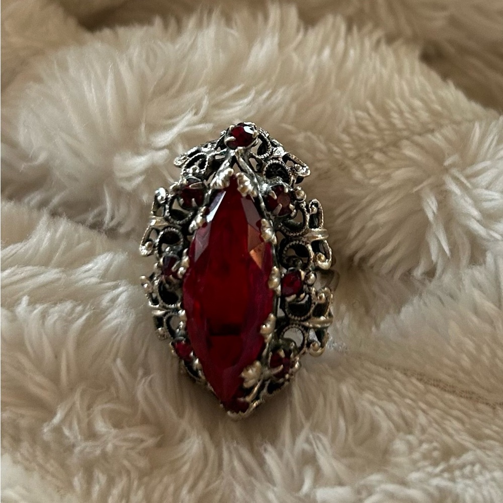 Intricate Filigree Silver Ring with Red Marquis Center Gemstone - Picture 2 of 3